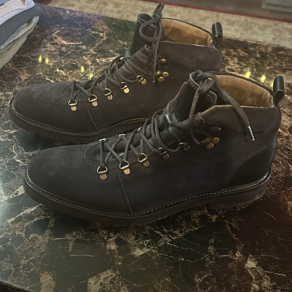 Charles Tyrwhitt boots